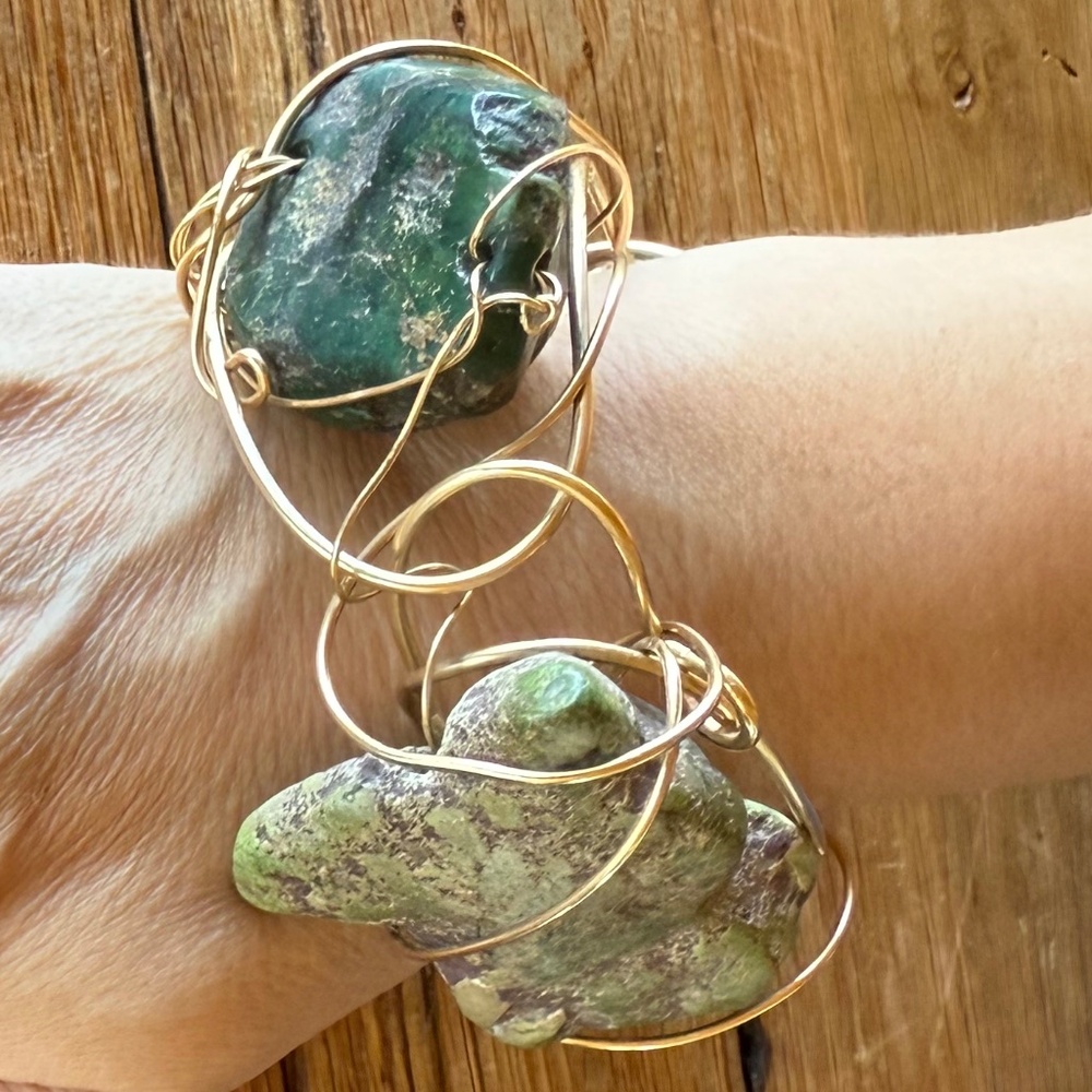 Kazuko Oshima Bracelet with Green Tibetan Turquoise - Picture 7 of 9